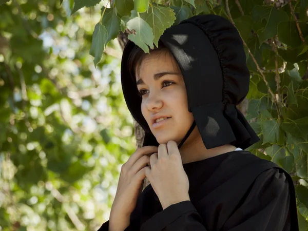 Amish Girl — Stock Photo, Image