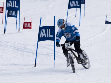 Teva ikili slalom Bisiklet