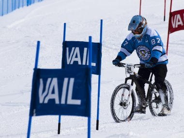 Teva ikili slalom Bisiklet