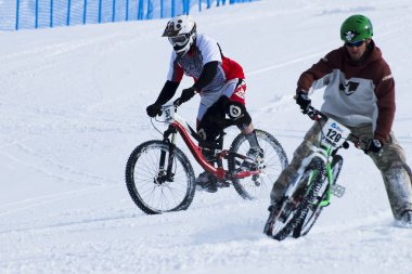 Teva ikili slalom Bisiklet