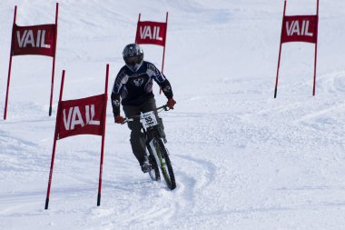 Teva ikili slalom Bisiklet