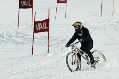 Teva ikili slalom Bisiklet