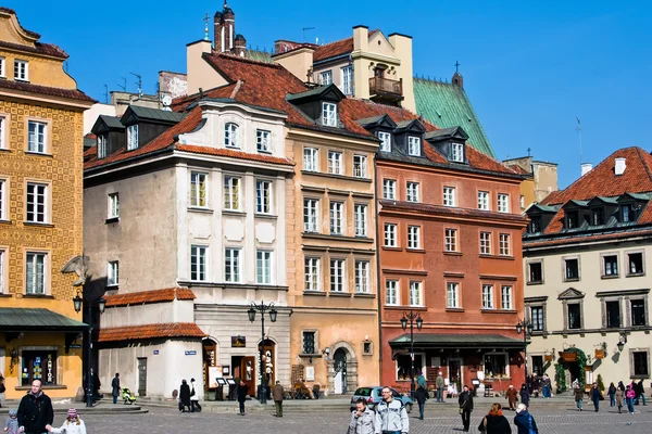 在华沙的中心的五颜六色建筑物。波兰 — 图库照片