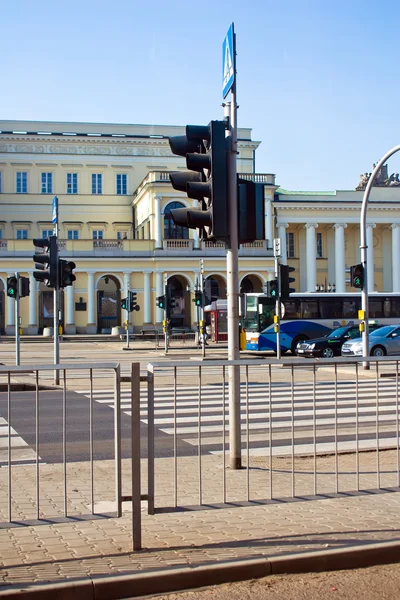Polen. moderna Warszawa. Banking square. — Stockfoto
