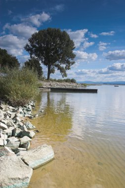 tipik Lehçe lakescape Güney