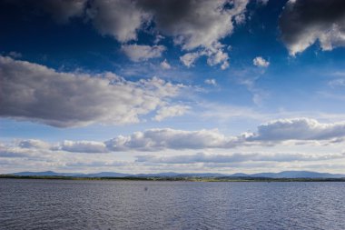 tipik Lehçe lakescape Güney