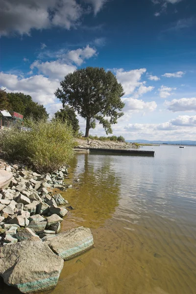 Fuga típica do lago polaco no sul — Fotografia de Stock