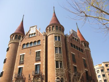 barcelona City bir kale gibi modernist ev