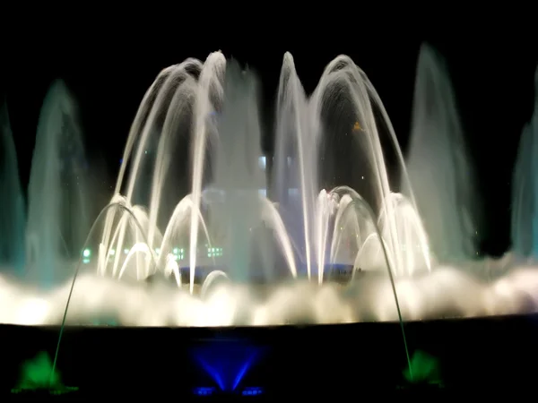 Piękne fontanny w Barcelonie — Zdjęcie stockowe