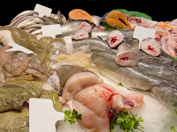 시장에서 물고기 — 스톡 사진