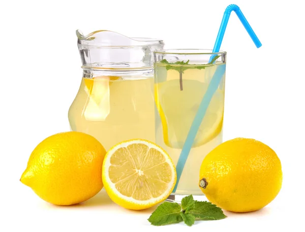 Zumo de limón y fruta —  Fotos de Stock