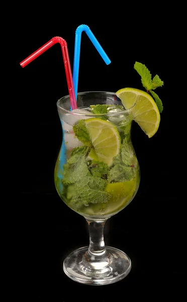 Mojito cocktail with lime — Stock Photo, Image