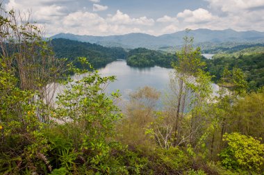 tabur hill Malezya dan görüldüğü gibi klang gates Barajı