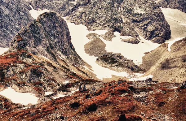 Ледник на горном склоне — стоковое фото