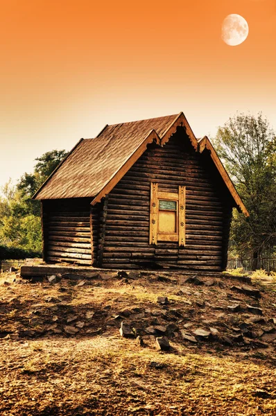 Vecchia capanna in legno — Foto Stock