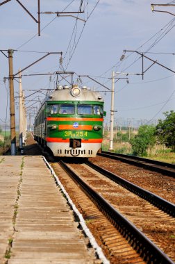 Elektrikli tren istasyonu