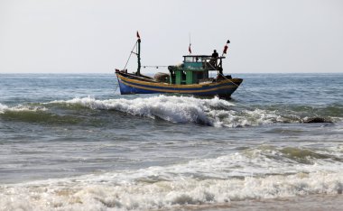 ocean'ın yalnız teknede