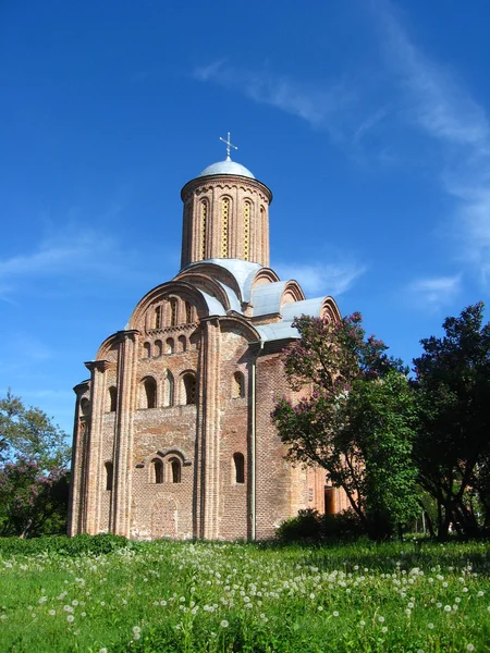 Hermosa iglesia ortodoxa —  Fotos de Stock