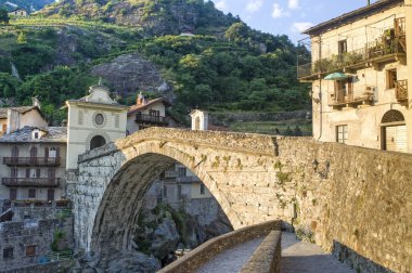 Pont-Saint-Martin