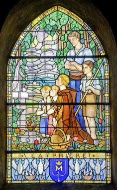 Pont-de-Beauvoisin - Stained glass clipart