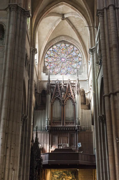 Lyon (Francja) - Wnętrze katedry — Zdjęcie stockowe
