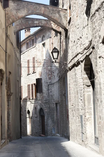 Old street of Todi — Stock Photo, Image