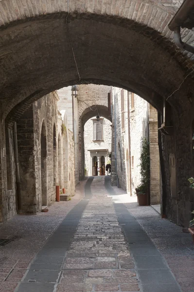 Assisi, oude straat — Stockfoto