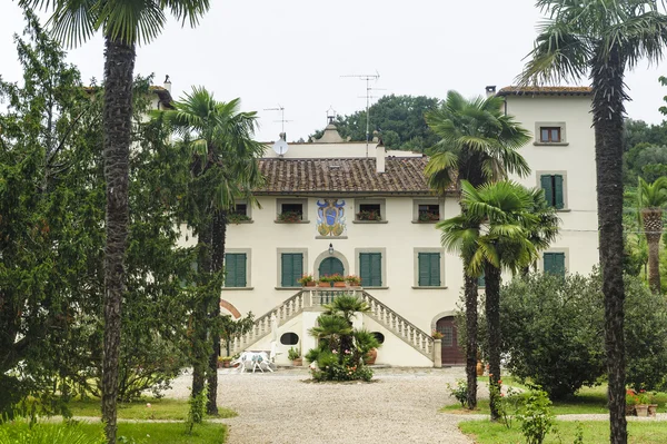 Стара Вілла біля Фучеккьо (Тоскана) — стокове фото