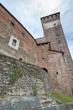 Kale rovasenda (vercelli, İtalya)