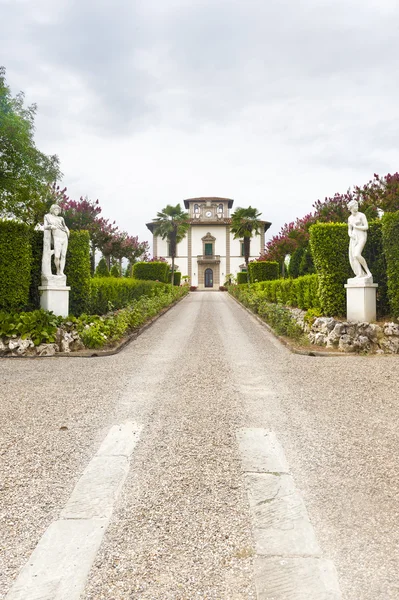Villa velha perto de Fucecchio (Toscana ) — Fotografia de Stock