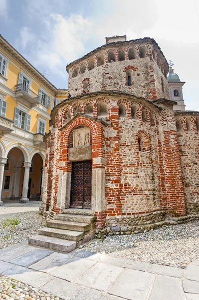 Biella (Italy) - Baptistery — Stock Photo, Image