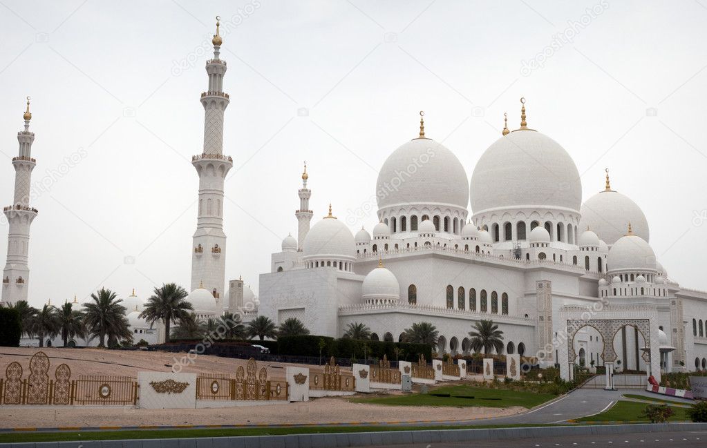 Sheikh Zayed mosque at Abu Dhabi,United Arab Emirates
