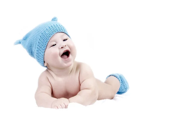 Bebê recém-nascido no chapéu, isolador no fundo branco — Fotografia de Stock