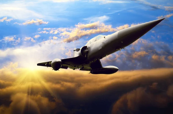 Військовий літак на швидкості — стокове фото