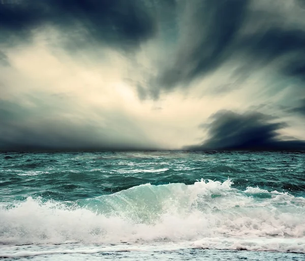 Vue du paysage marin de la tempête — Photo