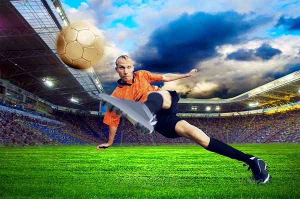 Football player on field of stadium — Stock Photo, Image