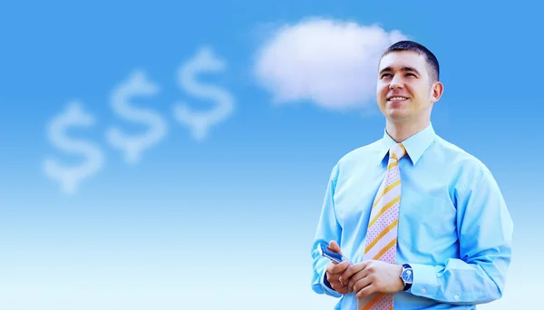 Безтурботність бізнесмен під блакитним небом з хмарами Стокове Фото
