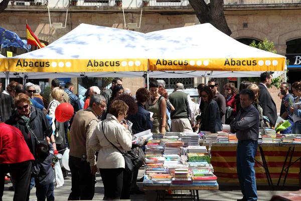 Mercato del libro nella città di Tarragona, Spagna — Foto Stock