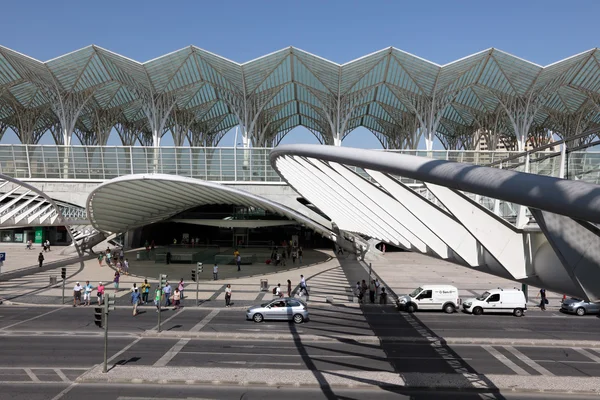 Arquitetura moderna na Estação Oriente (Gare do Oriente) em Lisboa — Fotografia de Stock