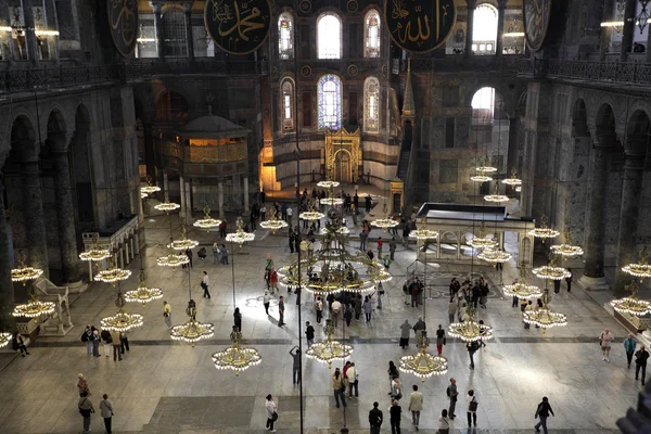 Внутри мечети Святой Софии в Стамбуле — стоковое фото