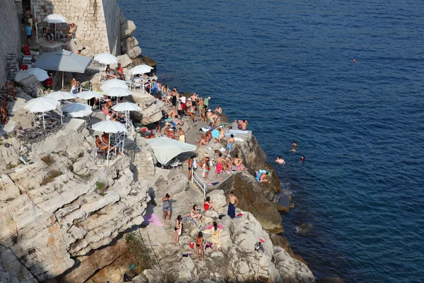 Na Costa Adriática de Dubrovnik, Croácia . — Fotografia de Stock