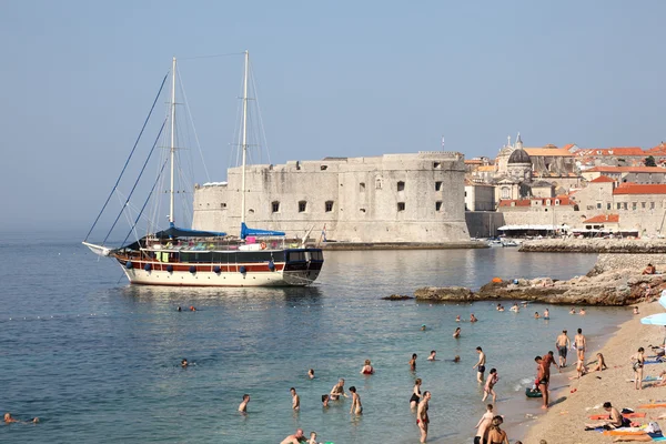 Playa en Dubrovnik, Croacia . —  Fotos de Stock