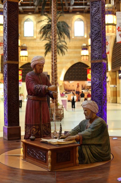 Άγαλμα στο εμπορικό κέντρο ibn battuta στο Ντουμπάι — Φωτογραφία Αρχείου