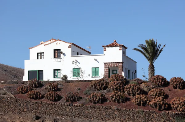 Dom na Wyspy Kanaryjskie lanzarote, Hiszpania — Zdjęcie stockowe