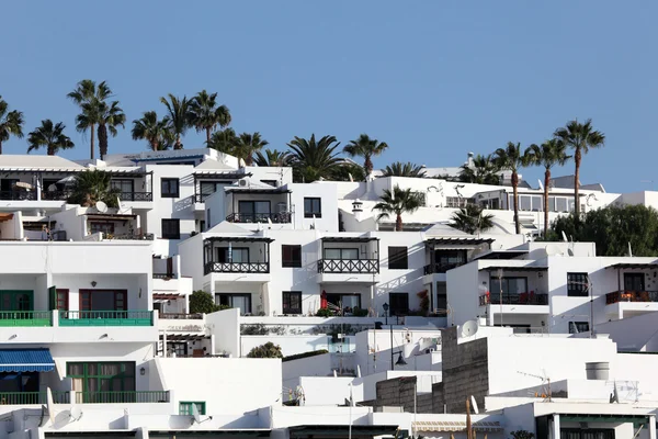 Residencieel huis op de Canarische eiland lanzarote, Spanje — Stockfoto