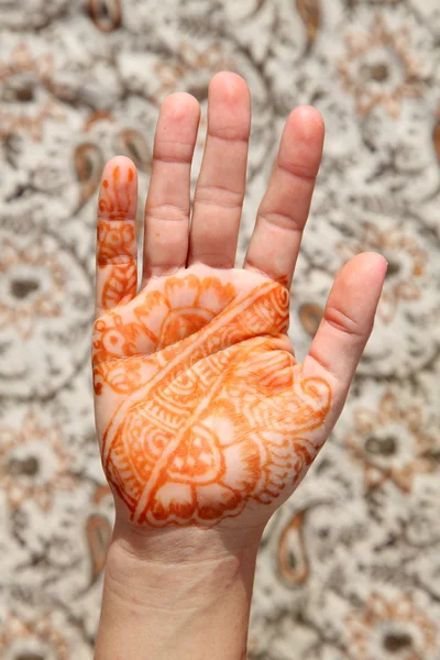Hand decorated with traditional henna tatoo — Stock Photo, Image