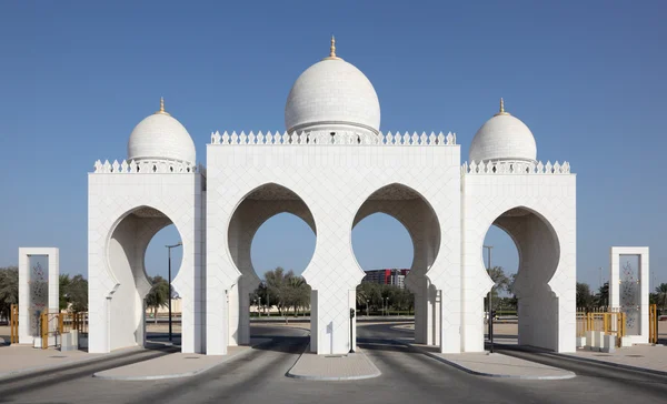 Πύλη στο sheikh zayed Τζαμί στο Αμπού Ντάμπι — Φωτογραφία Αρχείου