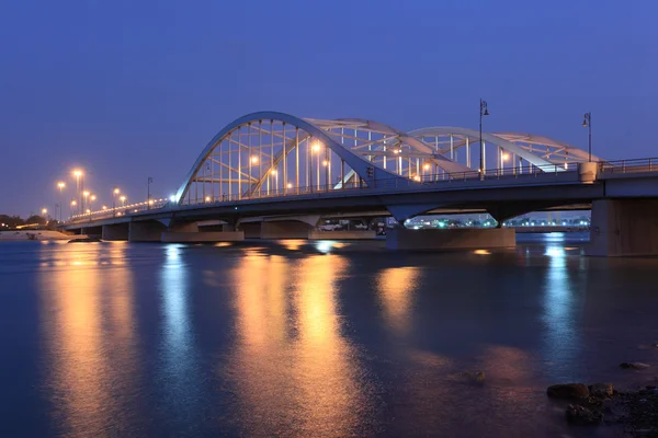 Al maqtaa brug in abu dhabi — Stockfoto