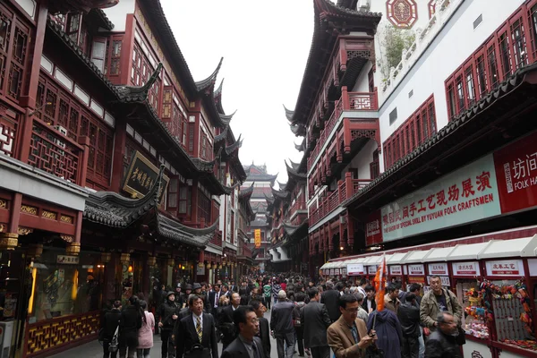 Yuyuan bazar in de oude stad van shanghai, china — Stockfoto