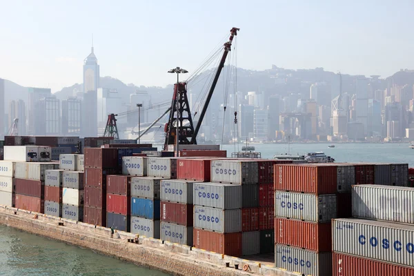 Container Terminal in Kowloon, Hong Kong — Stockfoto